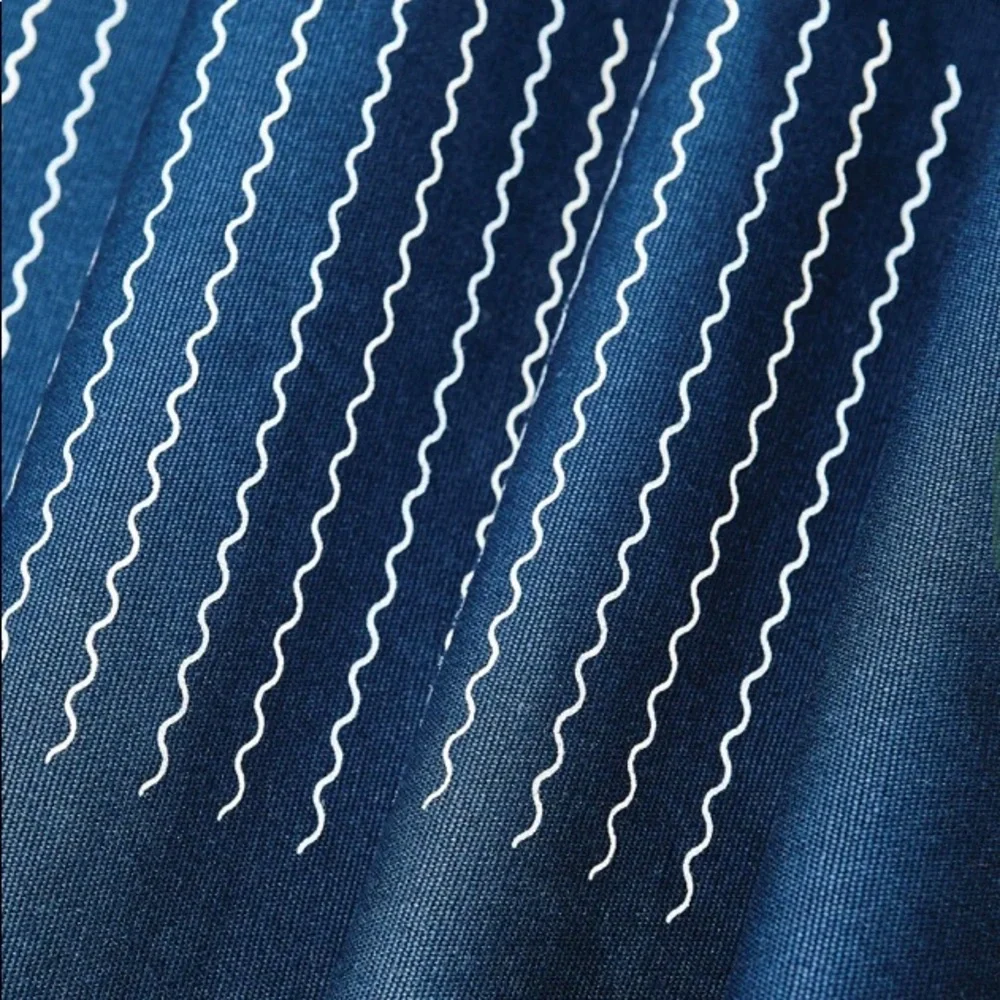Gorgeous blue Table Runner